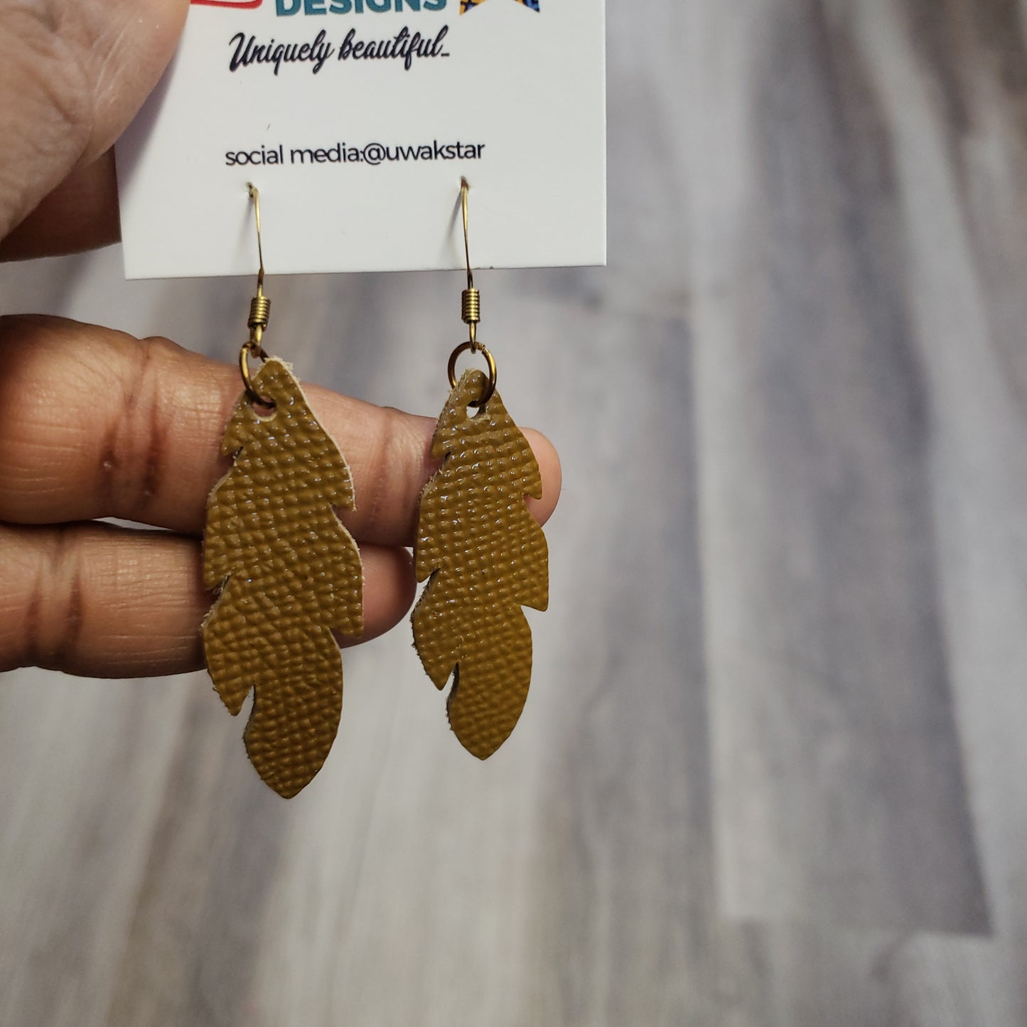 Feathers Mini Leather Earrings